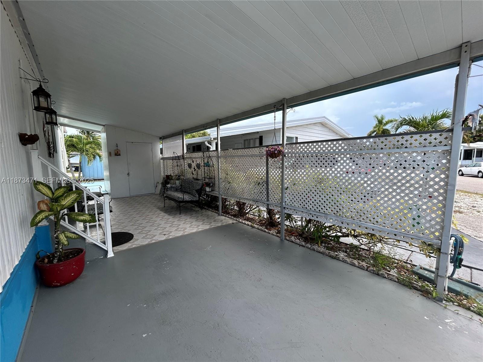 2140 SW 51st Court — photo 8