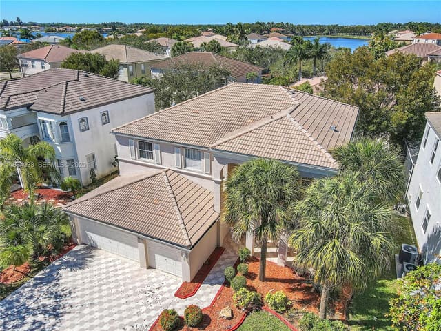 5062 SW 167th Avenue, Miramar, FL 33027