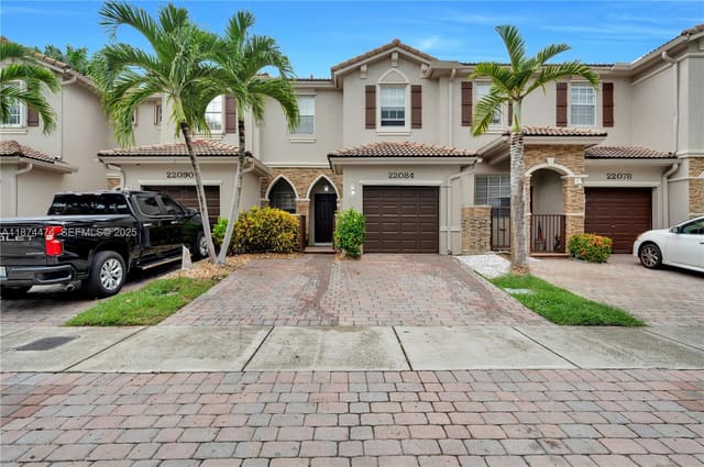 22084 SW 93rd Place, sold in Lakes By The Bay Cee, Cutler Bay, FL