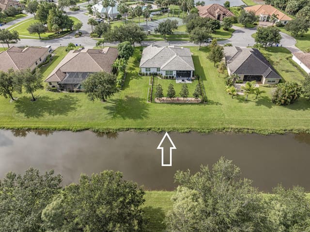8300 Meredith Place, sold in Stoney Brook Farm, Vero Beach, FL