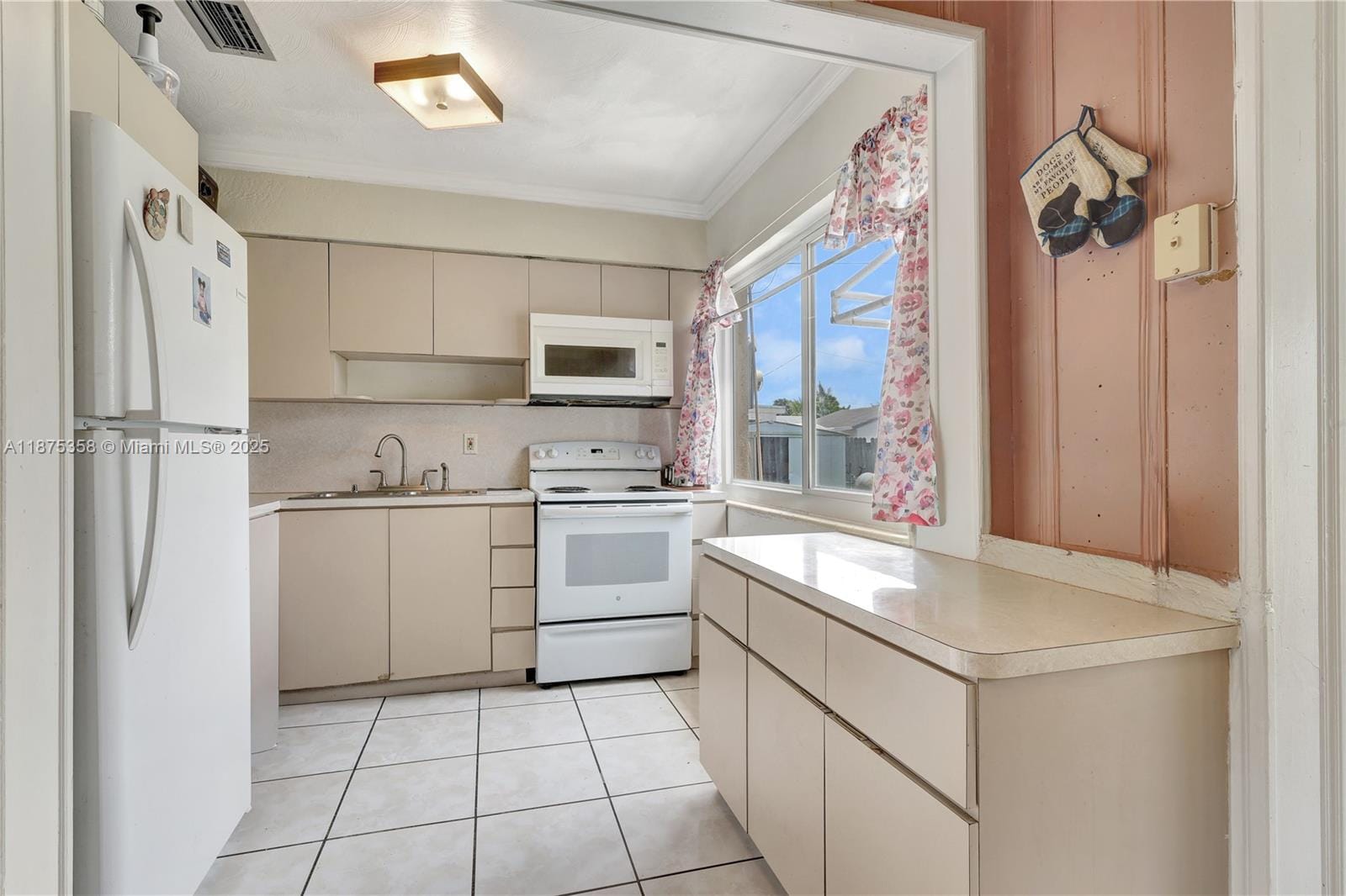2834 Jackson Street — photo 10