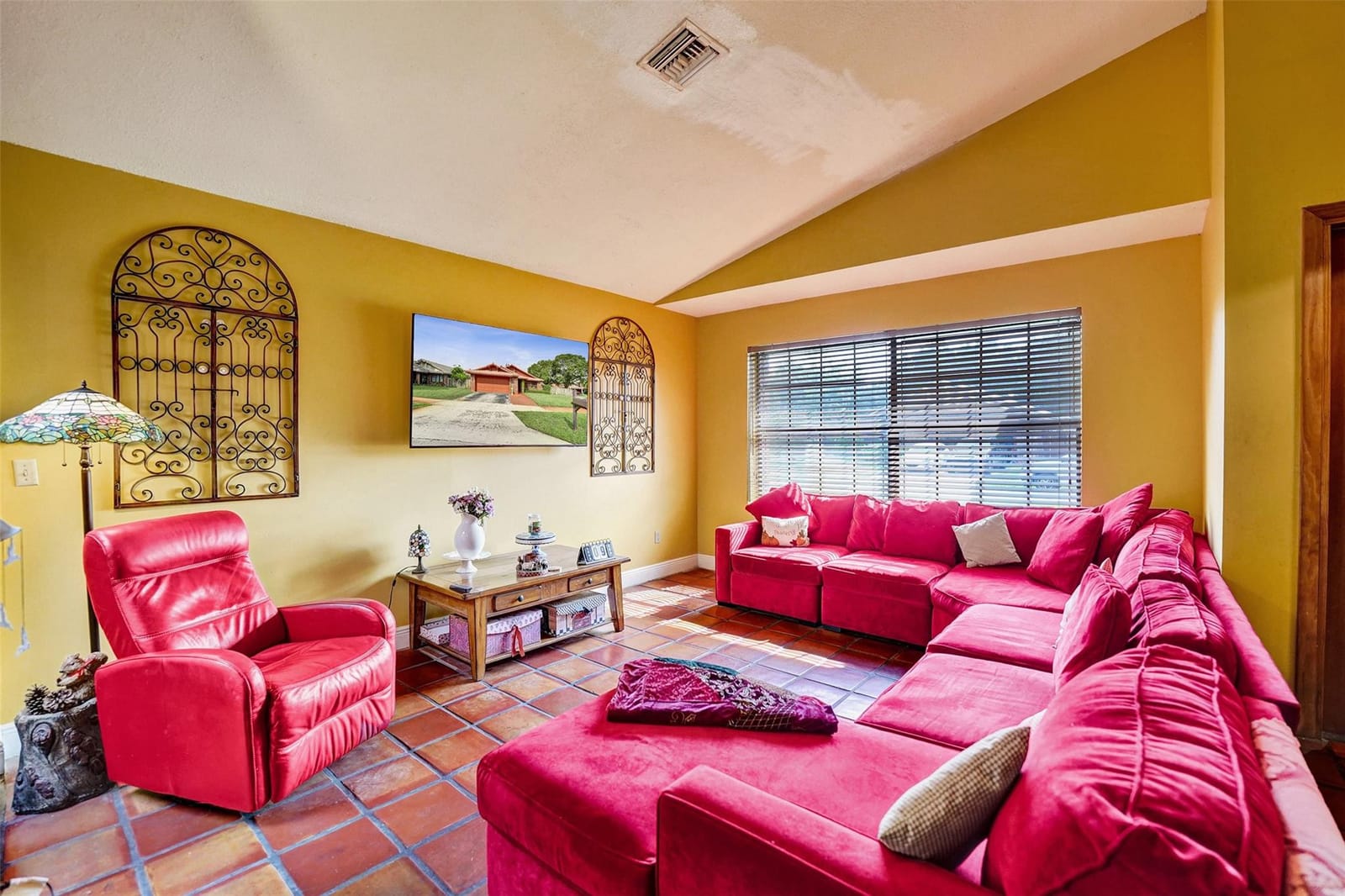 3440 E Point Drive — photo 8