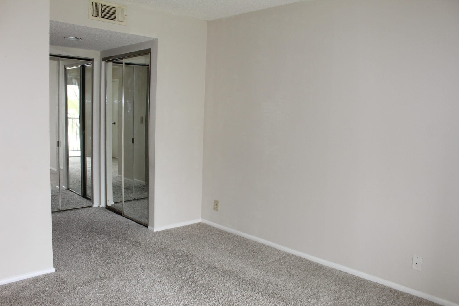 1522 SE Royal Green Circle P-204, Port St. Lucie, FL 34952 photo 13