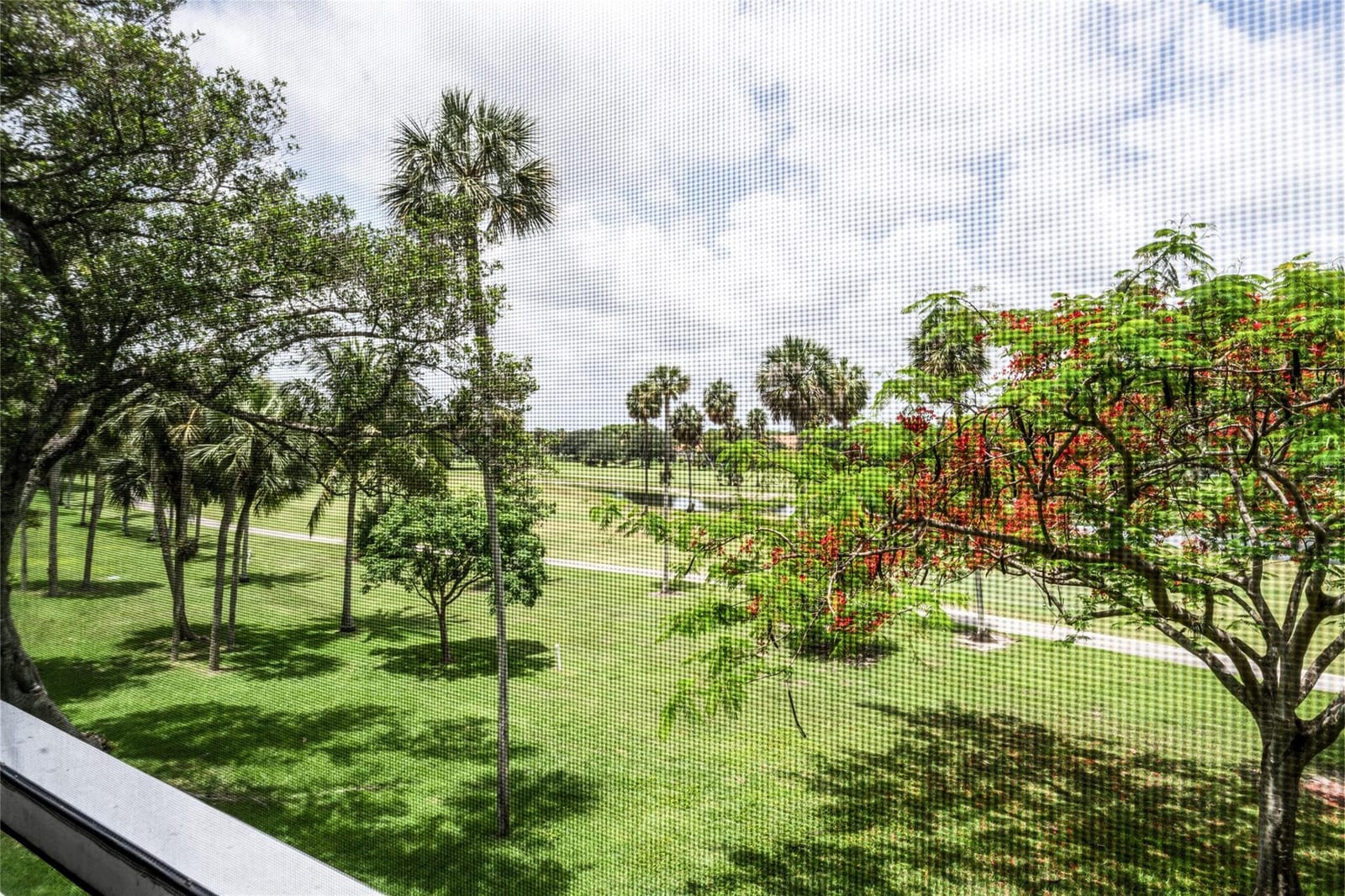 3960 Oaks Clubhouse Drive 312 — photo 11