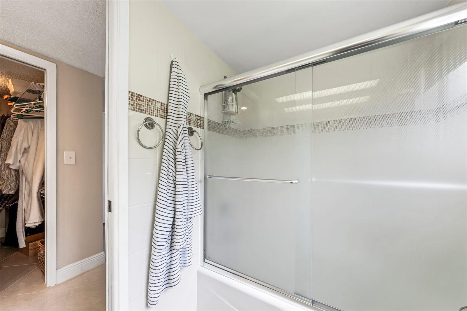 3960 Oaks Clubhouse Drive 312, Pompano Beach, FL 33069 photo 20