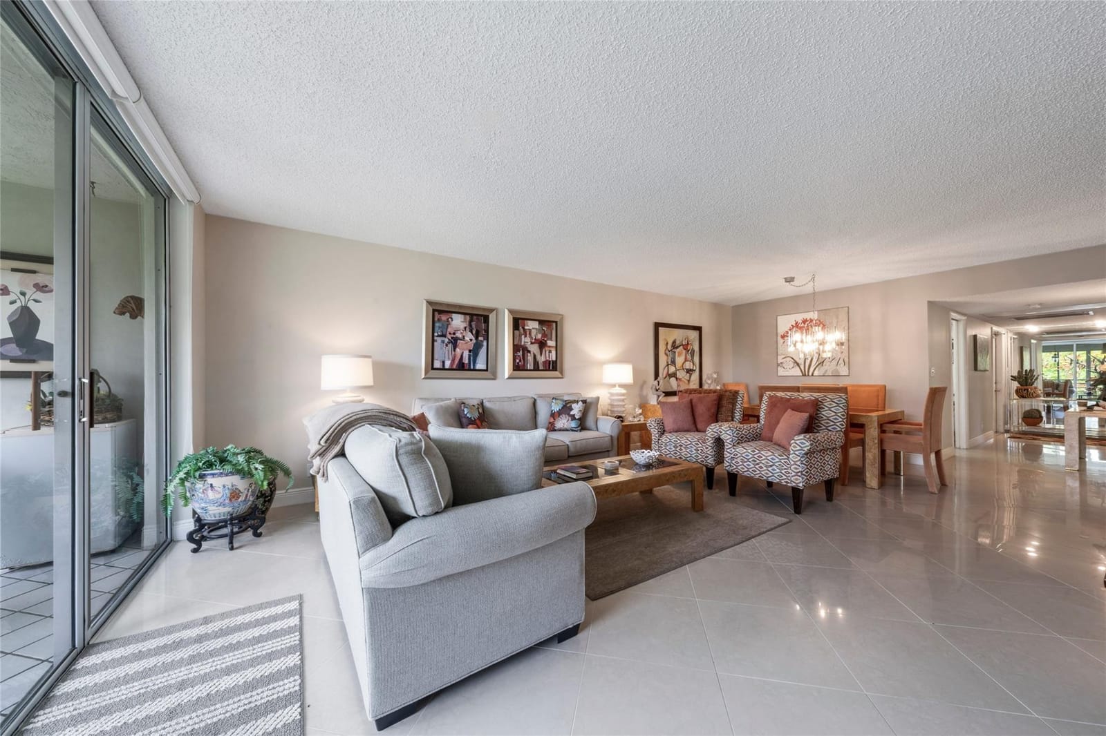 3960 Oaks Clubhouse Drive 312 — photo 6