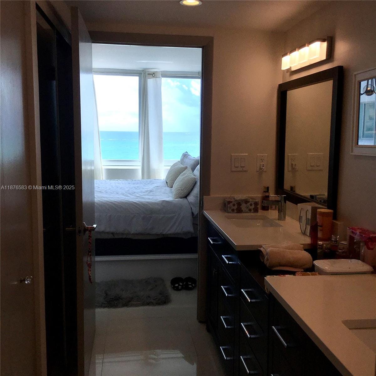 7135 Collins Avenue 1022, Miami Beach, FL 33141 photo 3