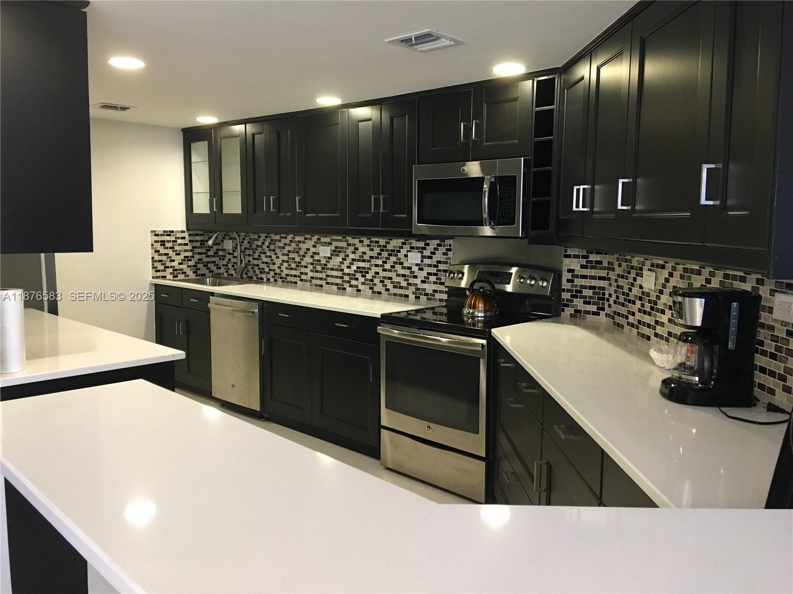 7135 Collins Avenue 1022, Miami Beach, FL 33141 photo 7