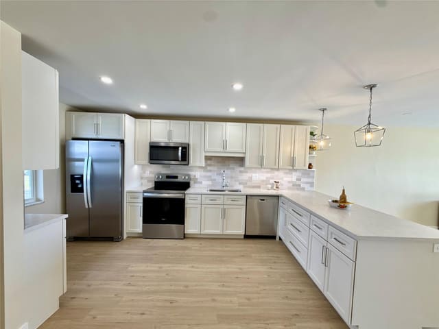 7887 Golf Circle Drive 211, Margate, FL 33063