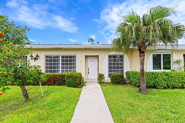 13756 Via Flora C, Delray Beach, FL 33484