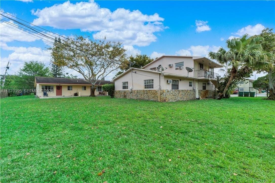7391 NW 37th Street — photo 3