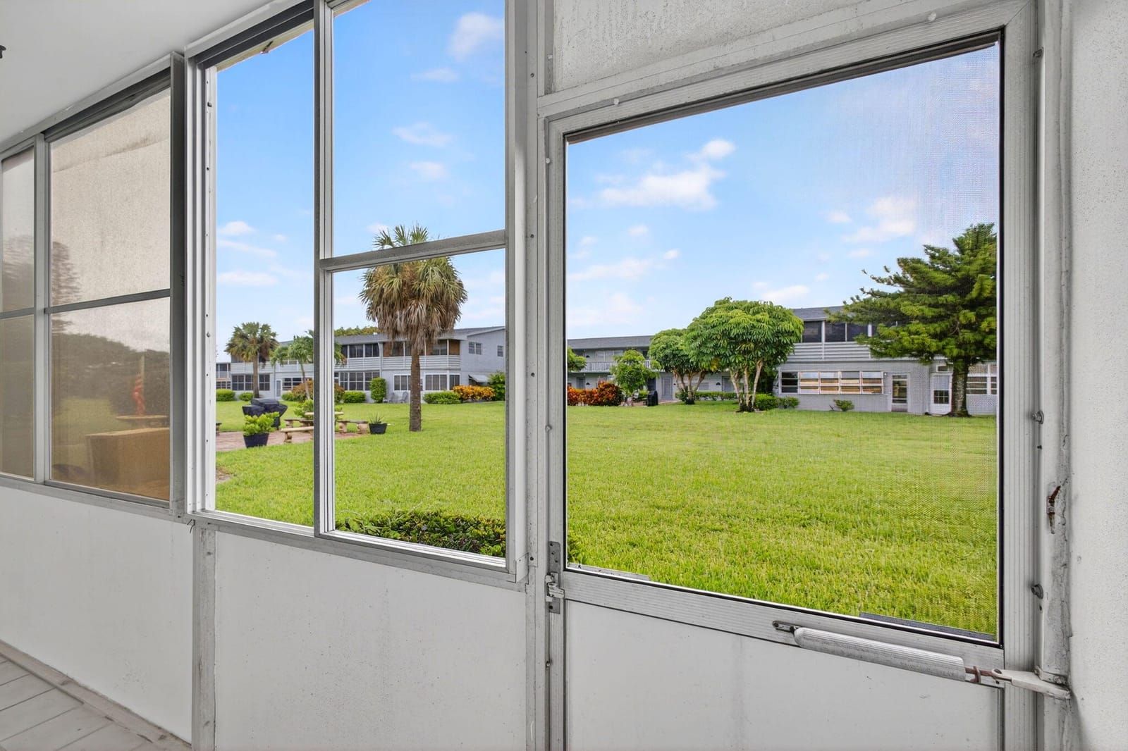 7 Dorchester A, West Palm Beach, FL 33417 photo 14
