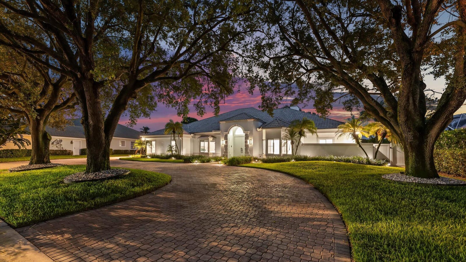 2670 Tecumseh Drive, West Palm Beach, FL 33409 photo 3