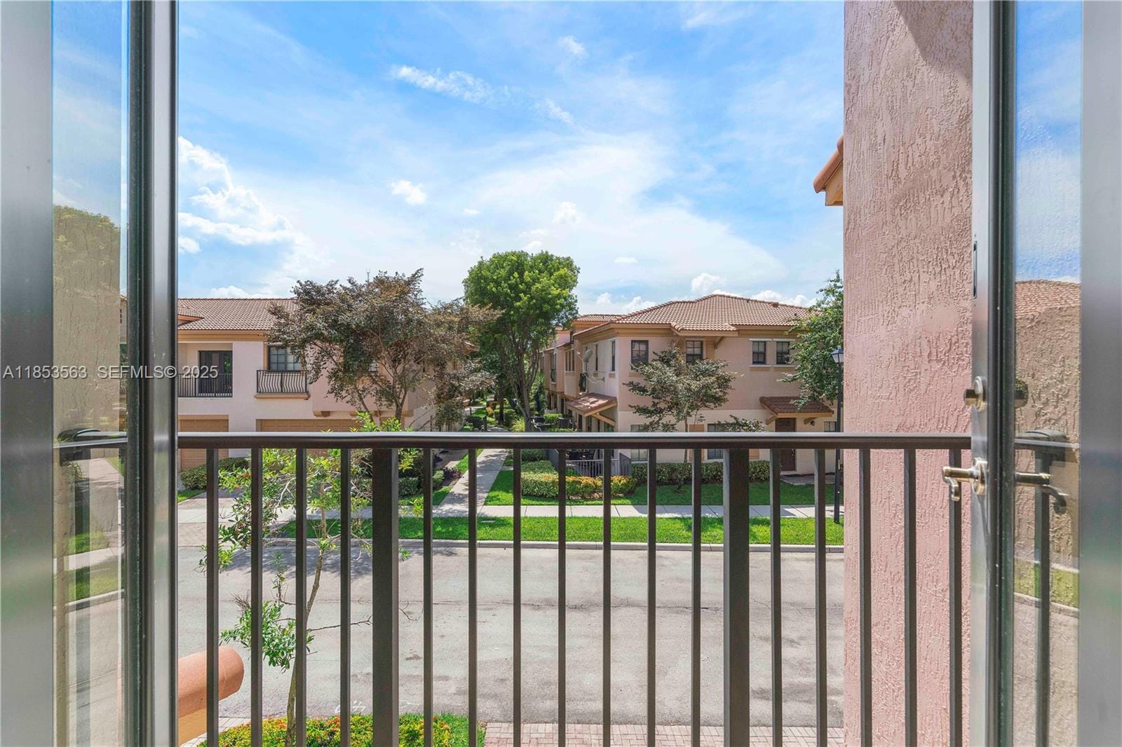 6116 E Grand Cypress E Circle, Coconut Creek, FL 33073 photo 9