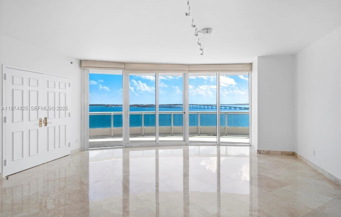 1643 Brickell Avenue 1002, Miami, FL 33129 photo 8