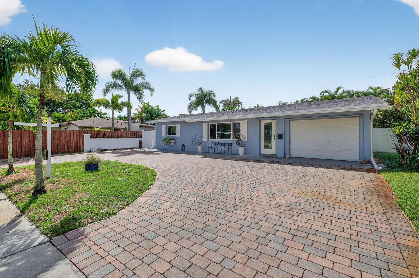 540 NW 38th Street, Oakland Park, FL 33309