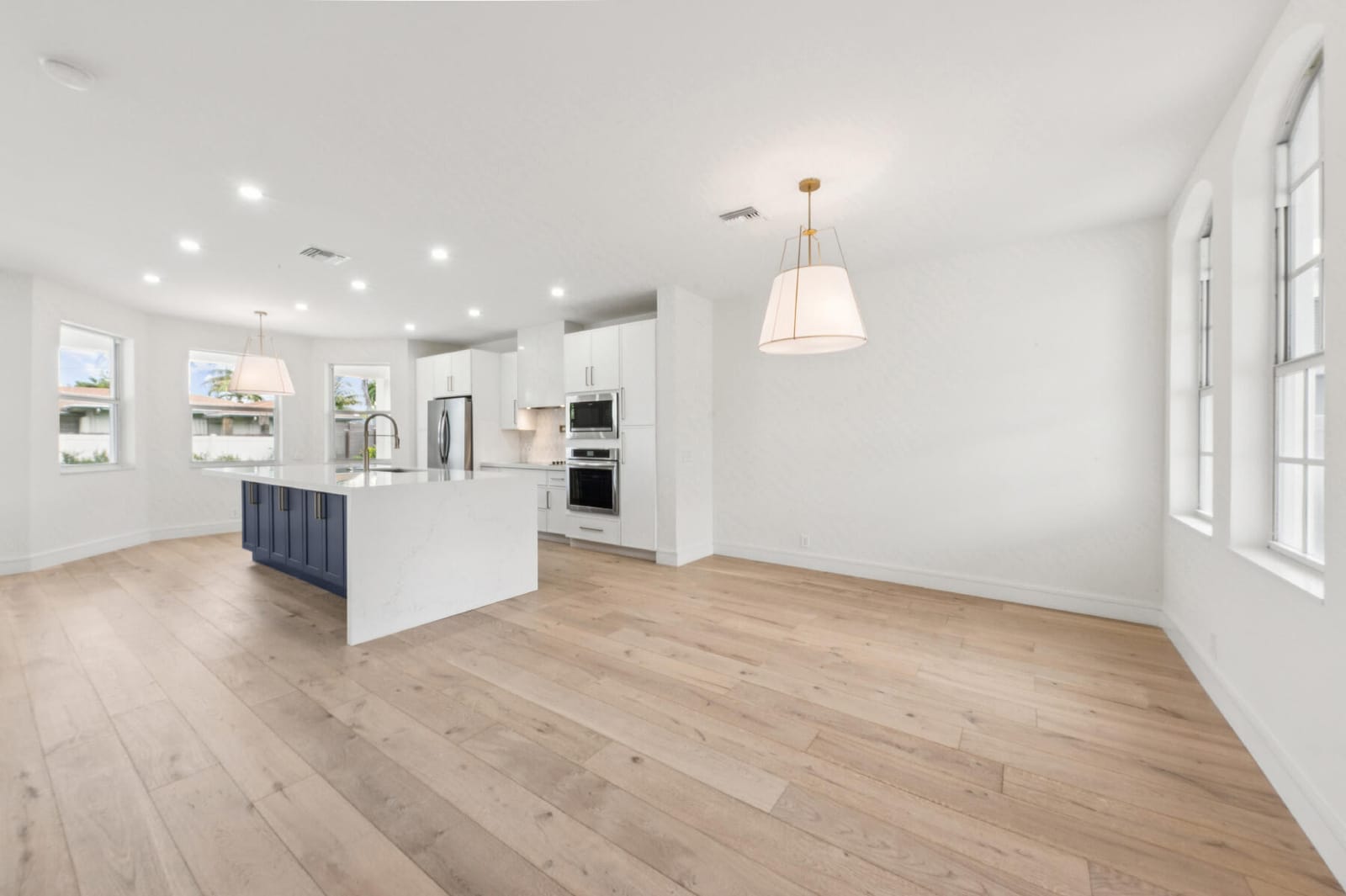 15 SW 9th Street — photo 6