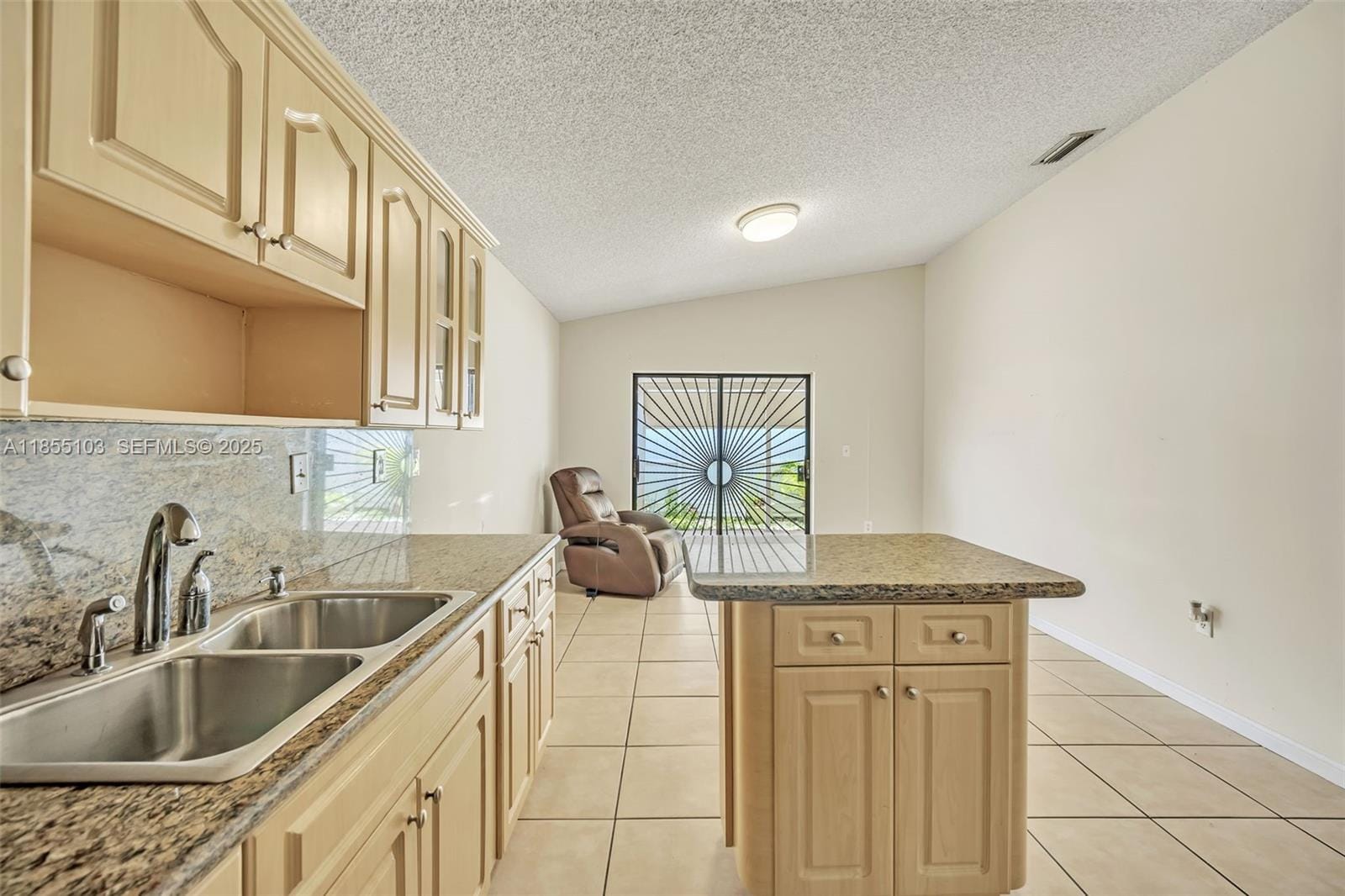 7540 W 29th Avenue, Hialeah, FL 33018 photo 8