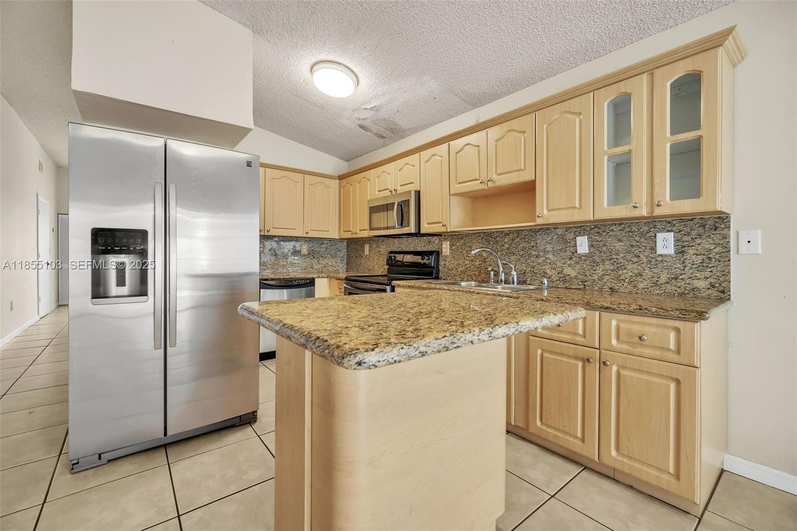 7540 W 29th Avenue, Hialeah, FL 33018 photo 9
