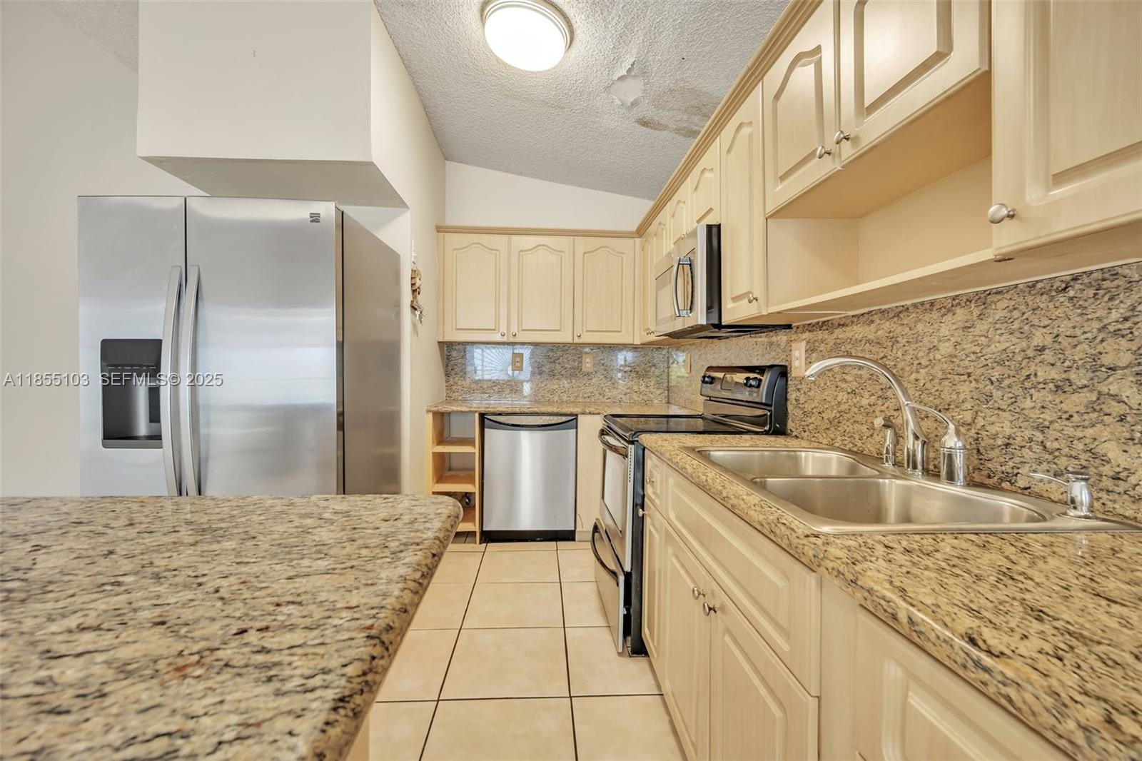 7540 W 29th Avenue, Hialeah, FL 33018 photo 10