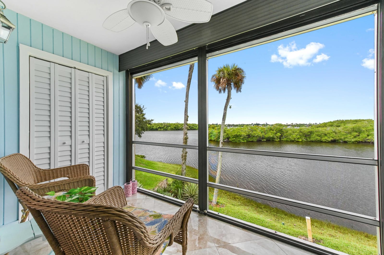 2600 S Kanner Highway F9, Stuart, FL 34994 photo 2