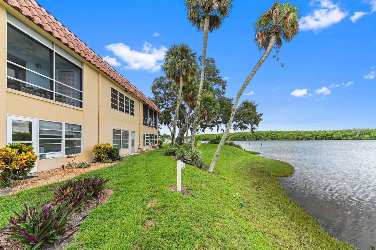 2600 S Kanner Highway F9, Stuart, FL 34994 photo 18