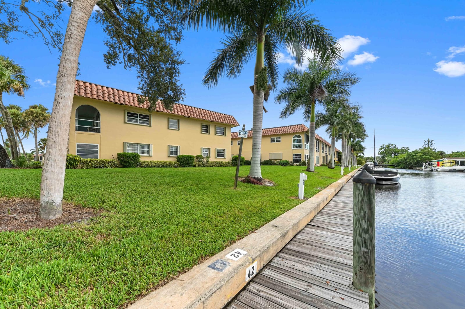 2600 S Kanner Highway F9, Stuart, FL 34994 photo 20