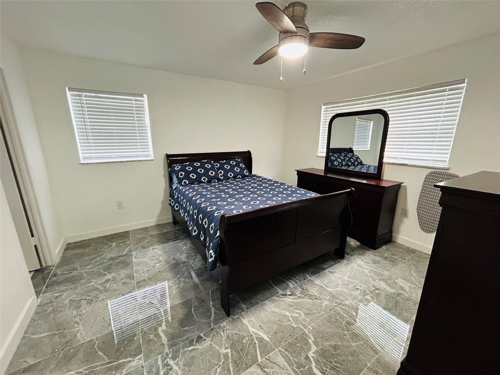 2871 E Sunrise Lakes Drive 101 — photo 11