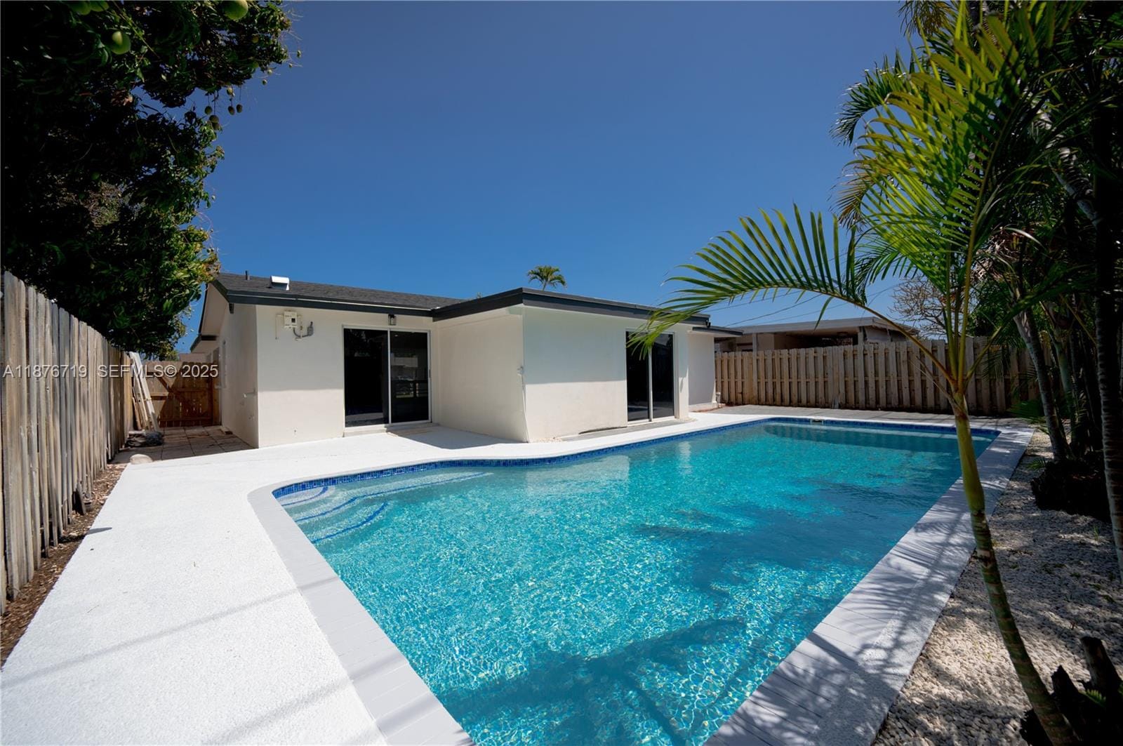 3751 NE 17th Avenue, Pompano Beach, FL 33064 photo 2