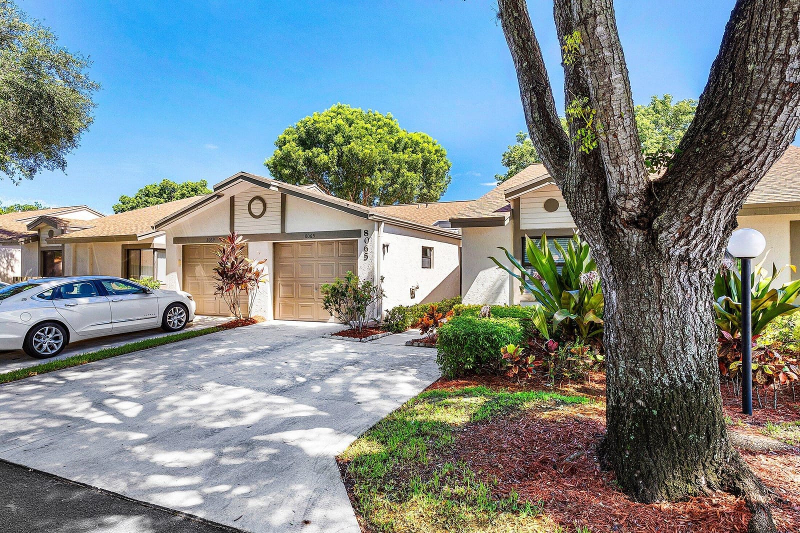 8065 Whispering Palm Drive, Boca Raton, FL 33496 photo 3