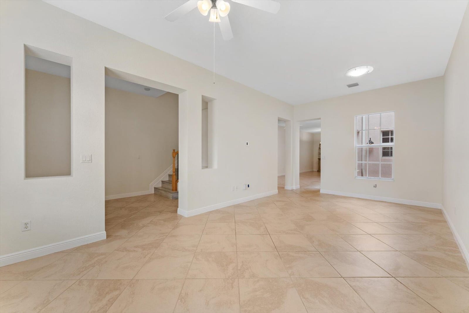 806 NW 83rd Lane — photo 5