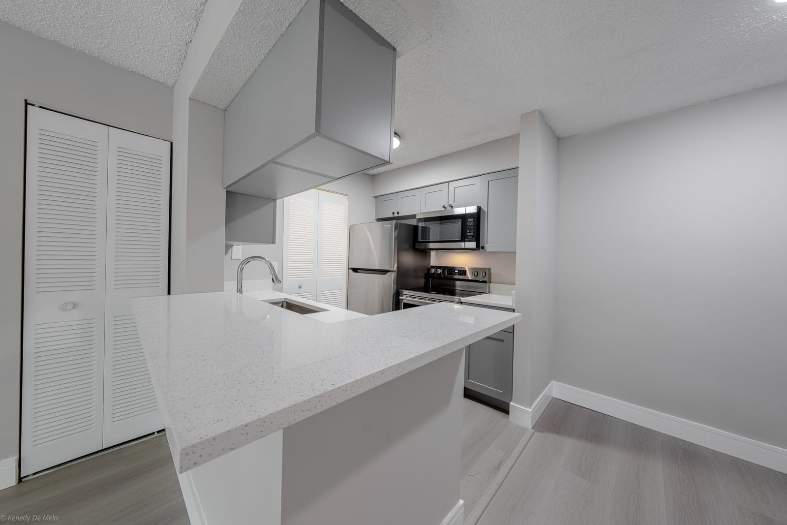 1247 SW 46th Avenue 1314 — photo 3