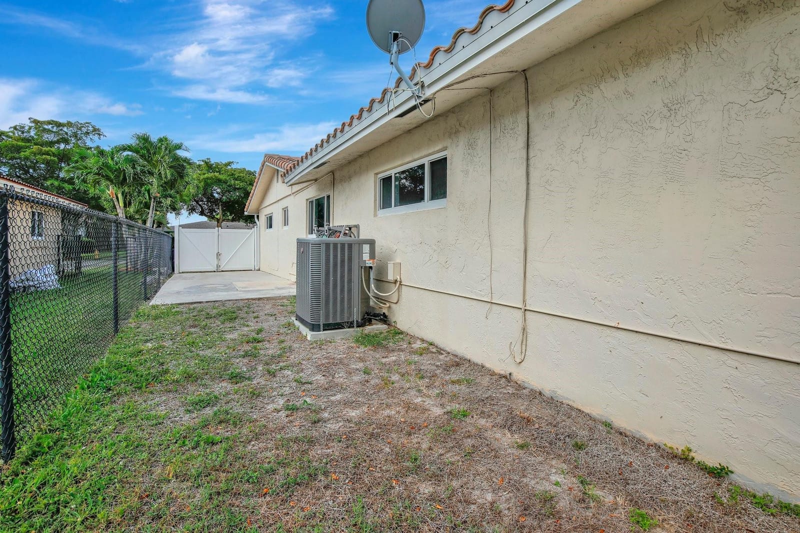7101 SW 18th Street — photo 10