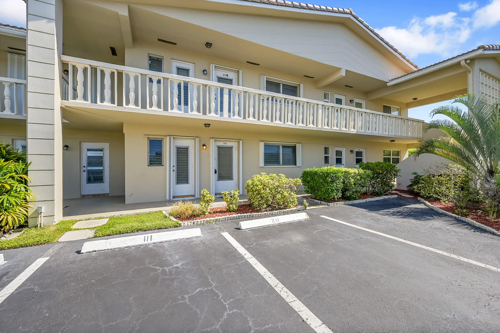 2115 NE 42nd Court 110n, Lighthouse Point, FL 33064 photo 2