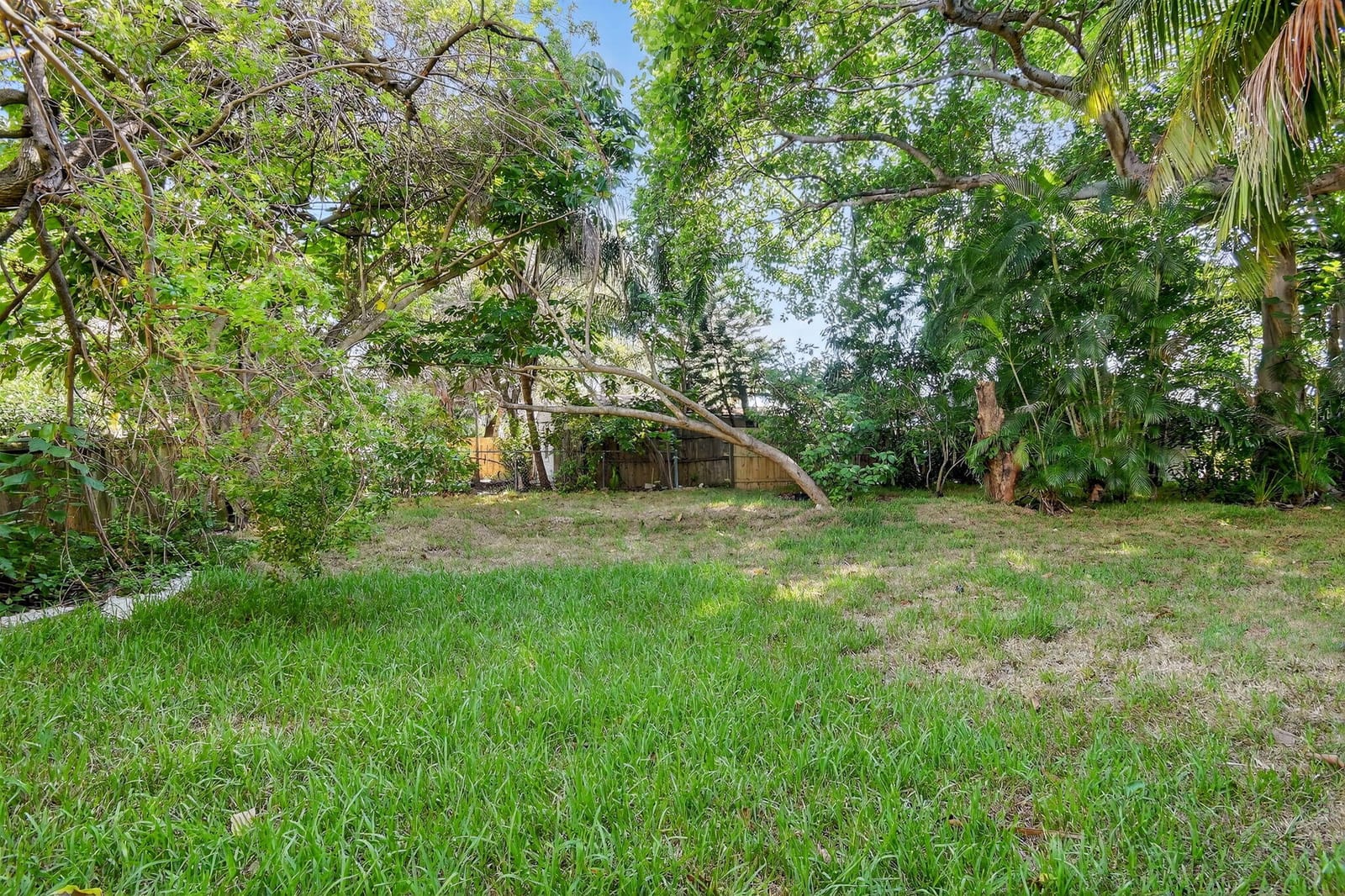 523 S M 1 Street — photo 11