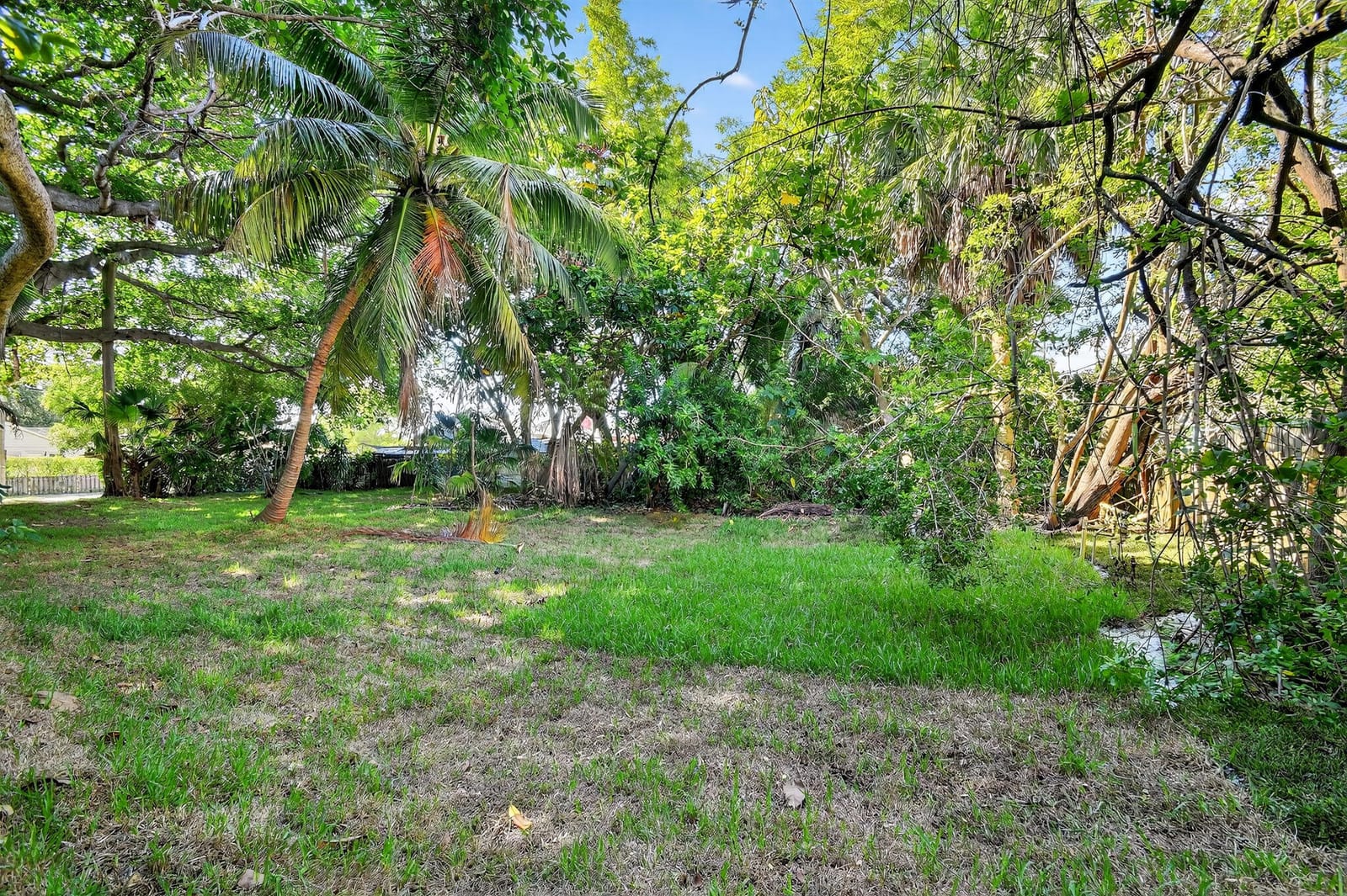 523 S M 1 Street — photo 12