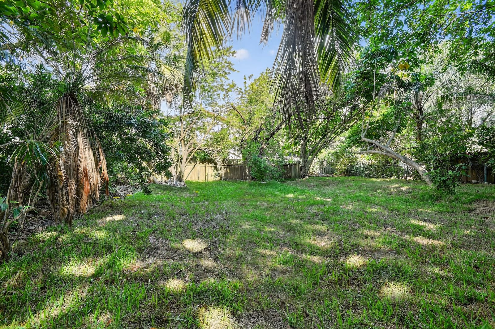 523 S M 1 Street — photo 10