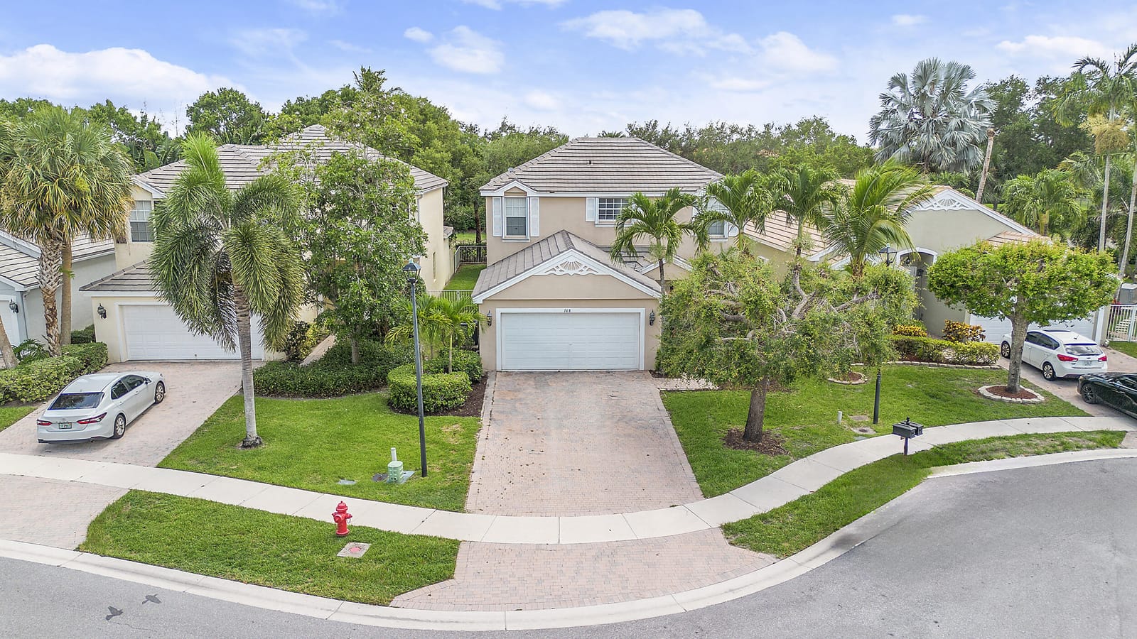 168 Canterbury Place, Royal Palm Beach, FL 33414 photo 2