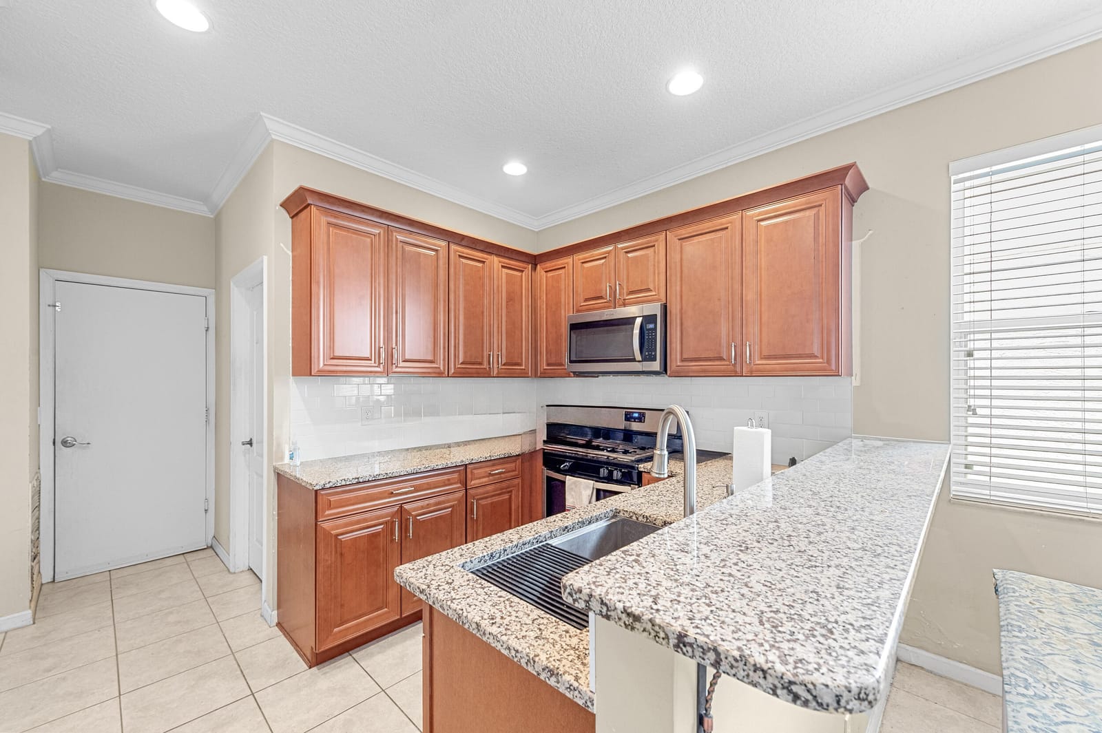 168 Canterbury Place, Royal Palm Beach, FL 33414 photo 11