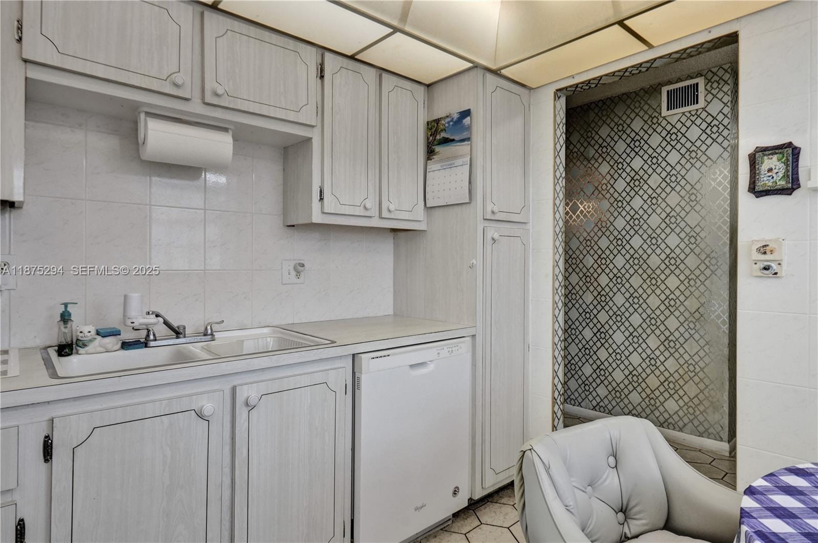218 NE 12th Avenue 302, Hallandale Beach, FL 33009 photo 28
