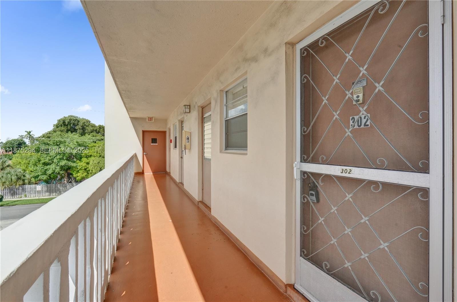 218 NE 12th Avenue 302, Hallandale Beach, FL 33009 photo 30