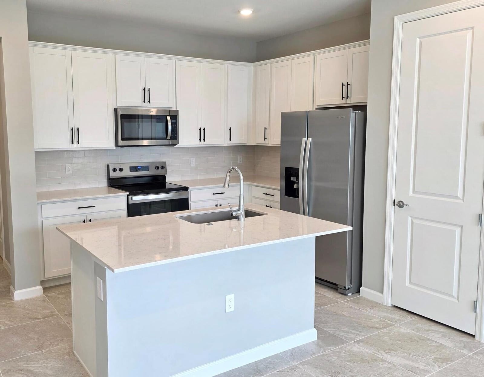 4333 Efendi Drive Latitude 002-01 — photo 9