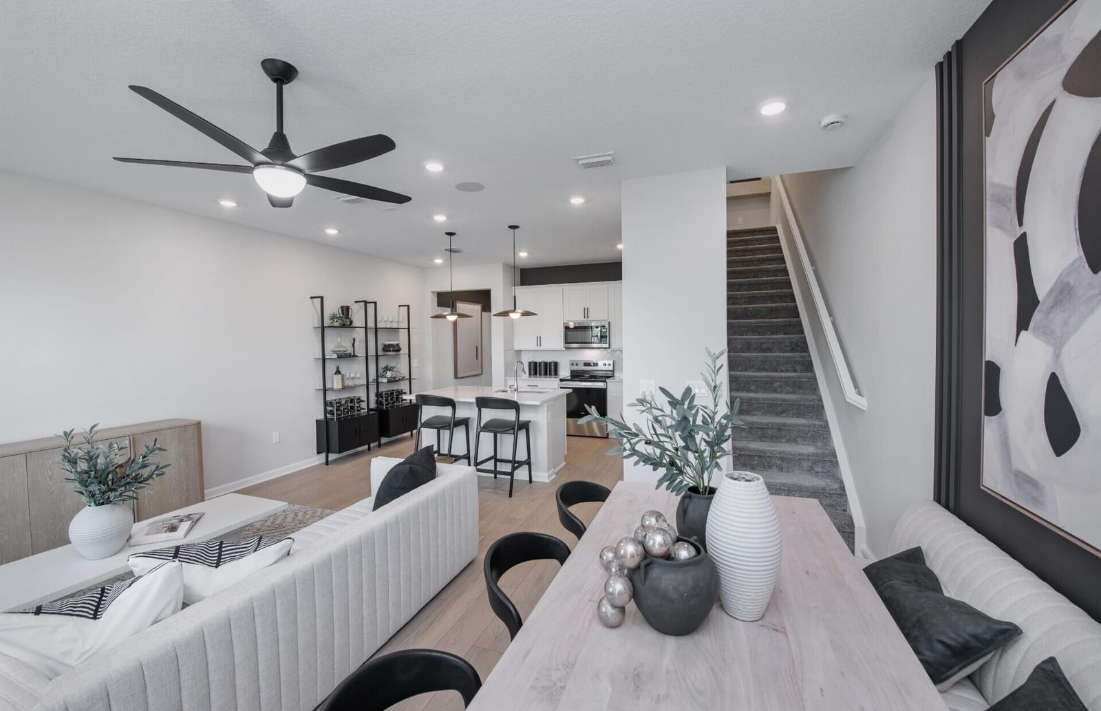 4333 Efendi Drive Latitude 002-01 — photo 10