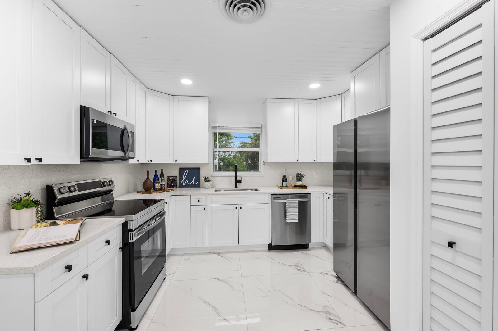 1772 NE 23rd Drive, Jensen Beach, FL 34957 photo 12