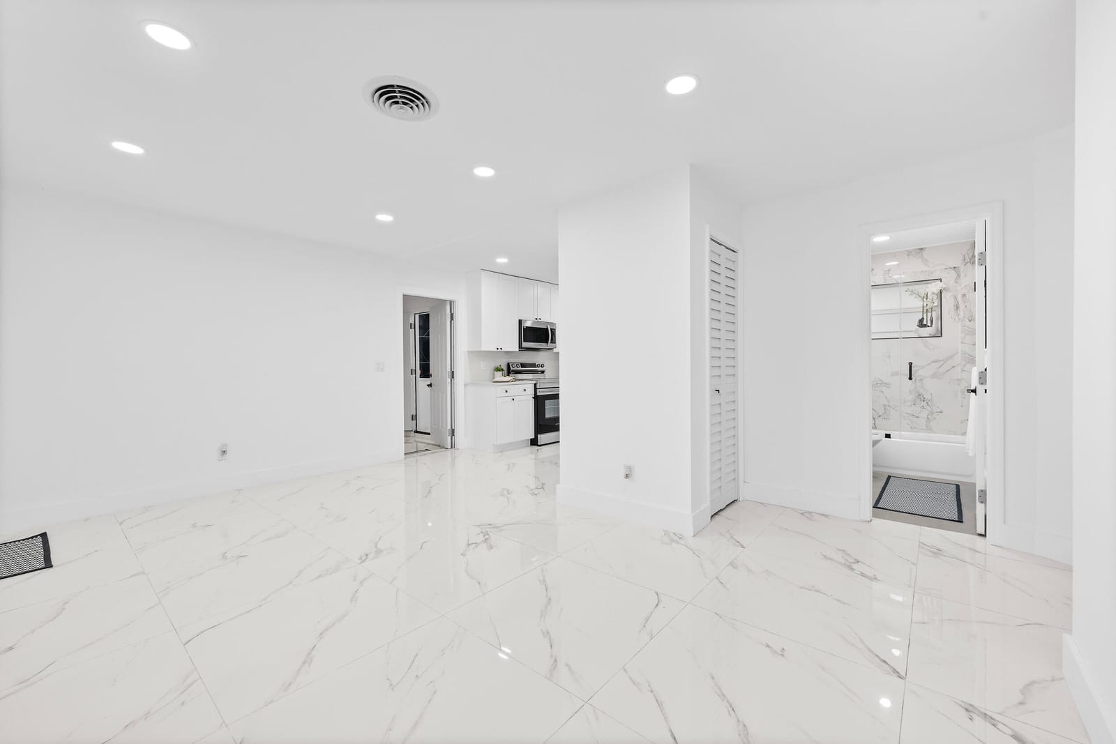 1772 NE 23rd Drive, Jensen Beach, FL 34957 photo 4