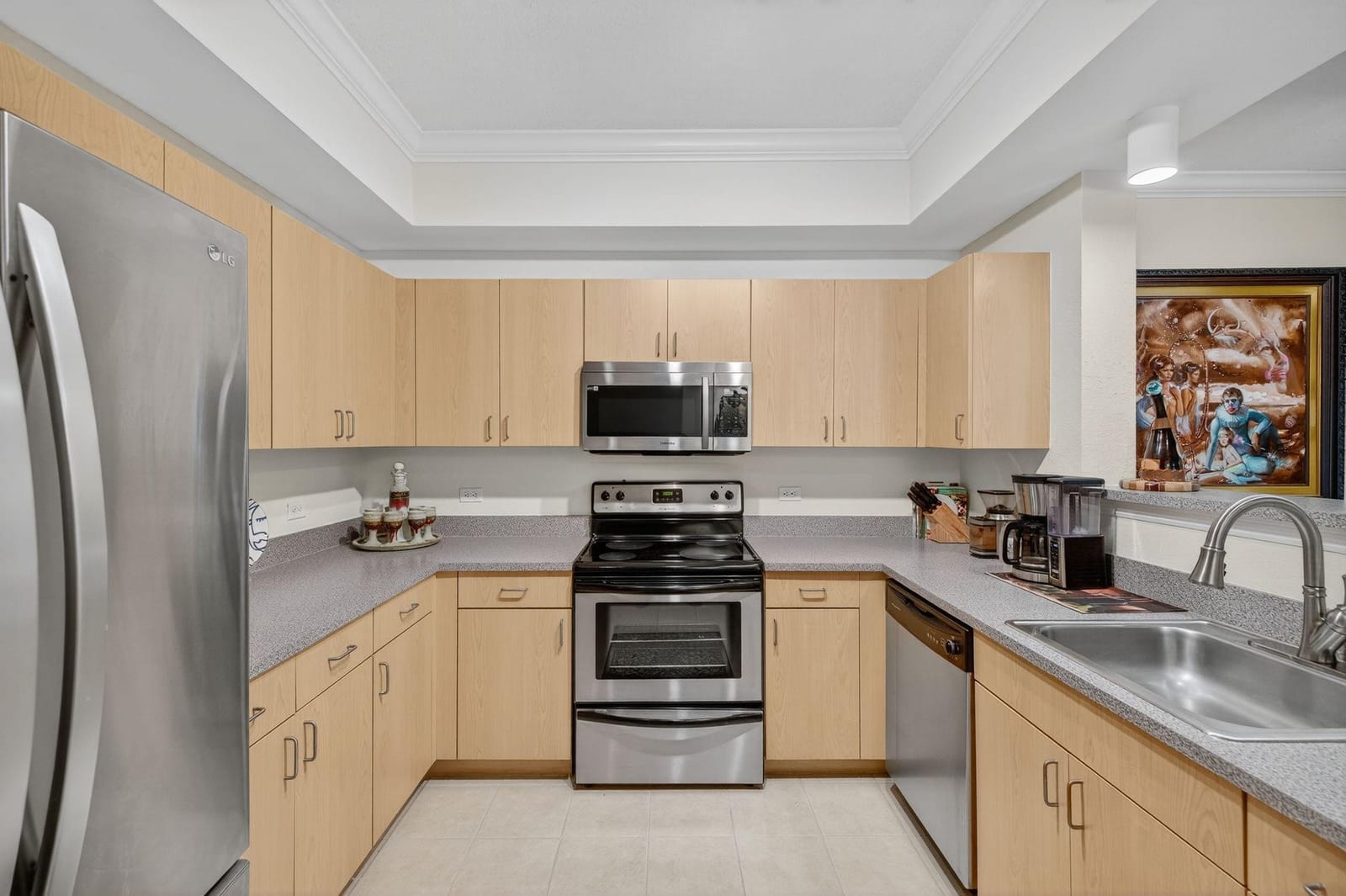 533 NE 3rd Avenue 531, Fort Lauderdale, FL 33301 photo 13