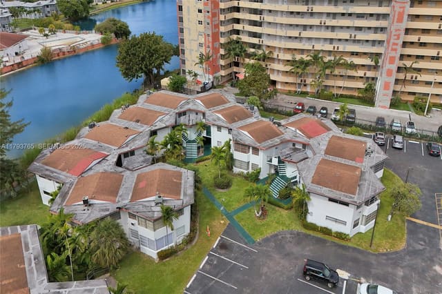 18746 NE 18th Avenue 146, Sky Lake Gardens No 4 Con, Miami, FL