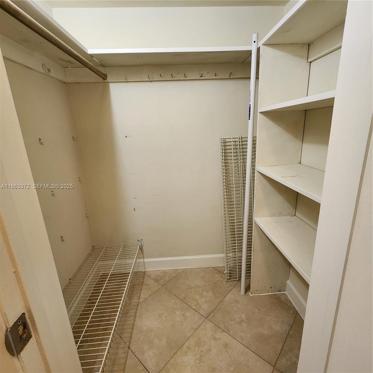 2170 NE 51st Court C3 — photo 8