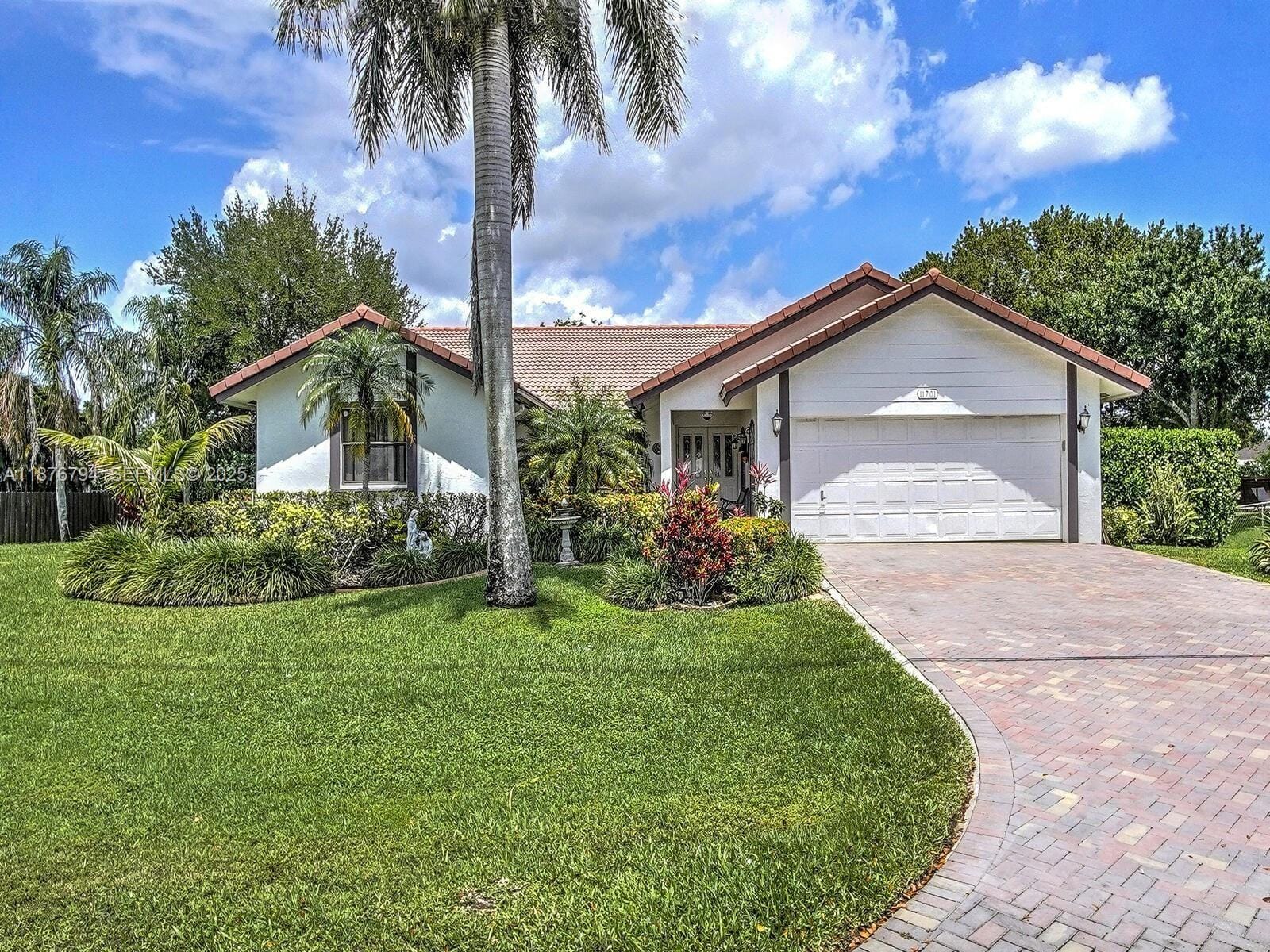 11701 NW 27th Street, Plantation, FL 33323
