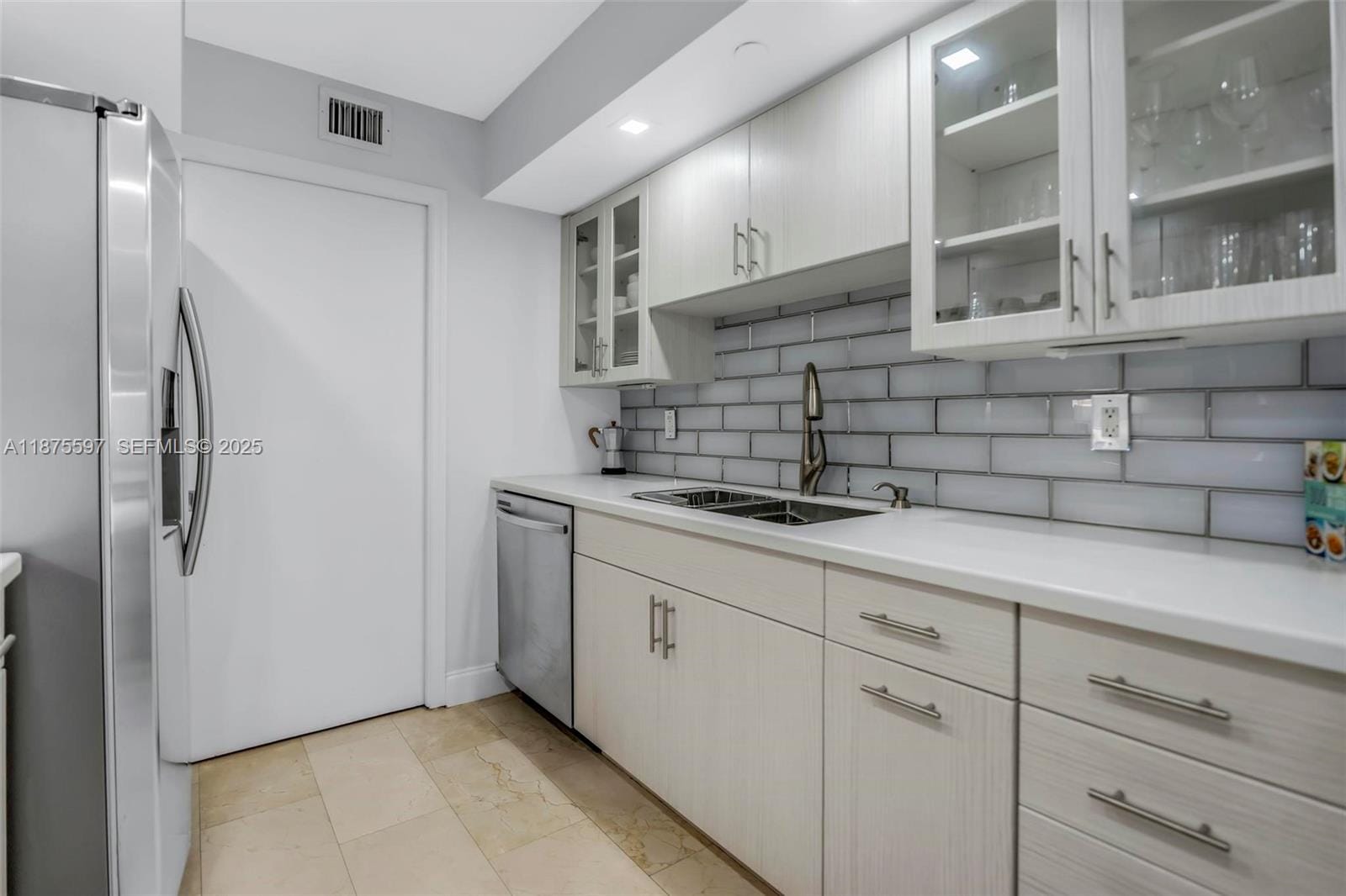 6917 Collins Avenue 1420, Miami Beach, FL 33141 photo 10